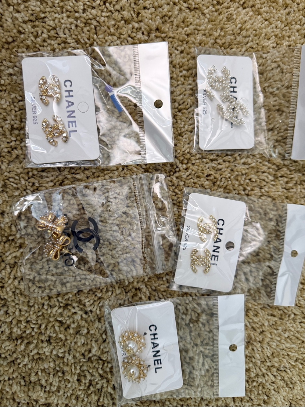 Multi-Pair Gold and Pearl Accent Earring Sets, Brooches, and Necklaces - Picture 4 of 6